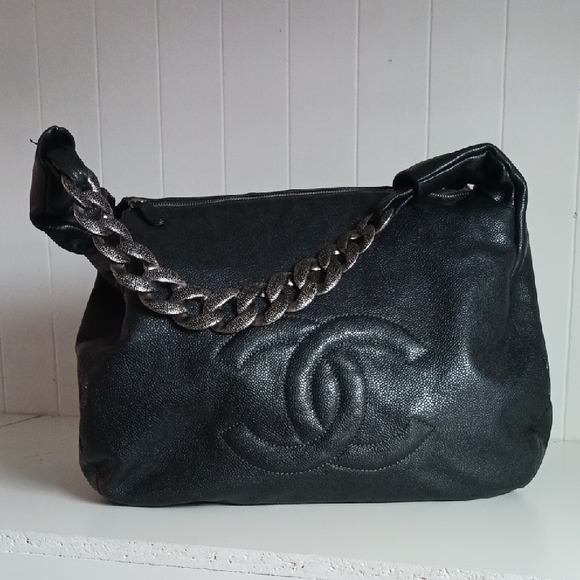 CHANEL Handbags - Chanel Black Caviar Leather Hobo W Chain Strap Bag.